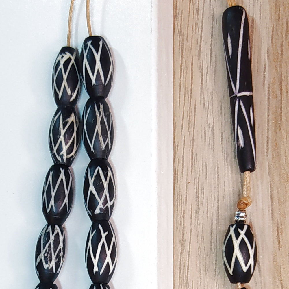 Κομπολόι χειροποίητο από Σκαλιστό Κόκκαλο Καμήλας / Κωδικός Προϊόντος: Ε119