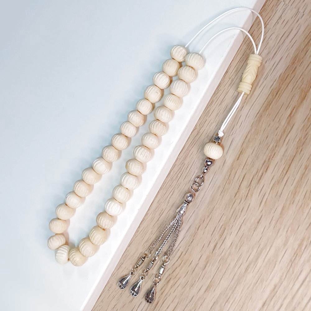 Κομπολόι χειροποίητο από Σκαλιστό Κόκκαλο Καμήλας / Κωδικός Προϊόντος: Ε145